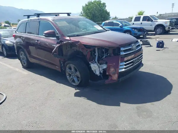 5TDDGRFH4JS043642 2018 TOYOTA HIGHLANDER - Image 1