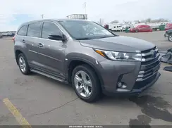5TDDGRFH4JS050509 2018 TOYOTA HIGHLANDER