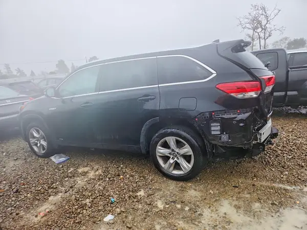 5TDDGRFH4KS057042 2019 TOYOTA HIGHLANDER - Image 2