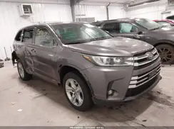 5TDDGRFH4KS057123 2019 TOYOTA HIGHLANDER