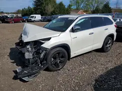 5TDDGRFH4KS075752 2019 TOYOTA HIGHLANDER