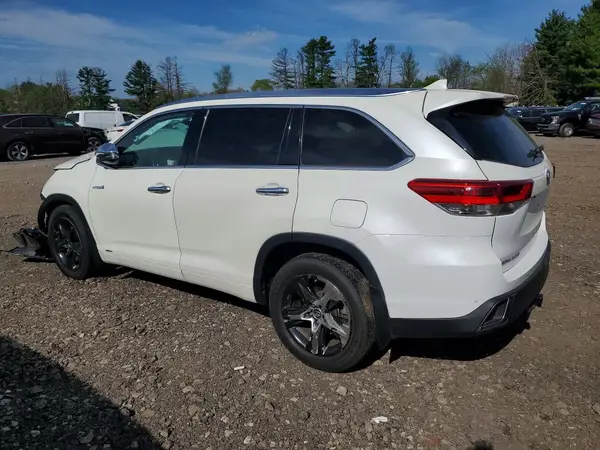 5TDDGRFH4KS075752 2019 TOYOTA HIGHLANDER - Image 2