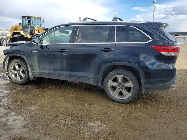 5TDDGRFH4KS077372 2019 TOYOTA HIGHLANDER - Image 2