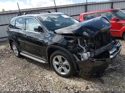 5TDDGRFH5HS023703 2017 TOYOTA HIGHLANDER