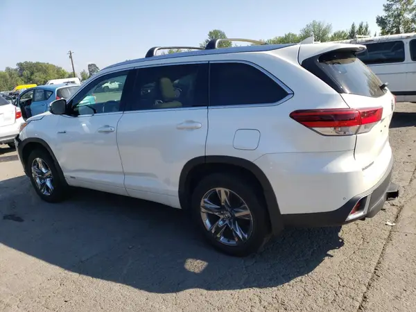 5TDDGRFH5HS036144 2017 TOYOTA HIGHLANDER - Image 2