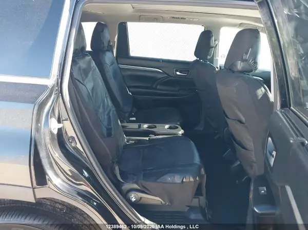 5TDDGRFH5JS045626 2018 TOYOTA HIGHLANDER - Image 8