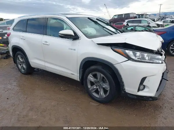 5TDDGRFH5JS047635 2018 TOYOTA HIGHLANDER - Image 1