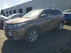 5TDDGRFH5JS051250 2018 TOYOTA HIGHLANDER