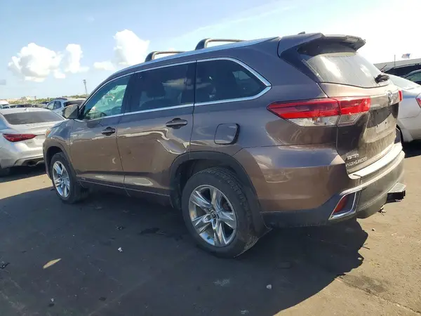 5TDDGRFH5JS051250 2018 TOYOTA HIGHLANDER - Image 2