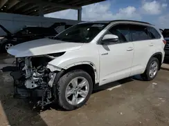 5TDDGRFH5KS070947 2019 TOYOTA HIGHLANDER
