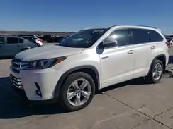 5TDDGRFH5KS071595 2019 TOYOTA HIGHLANDER