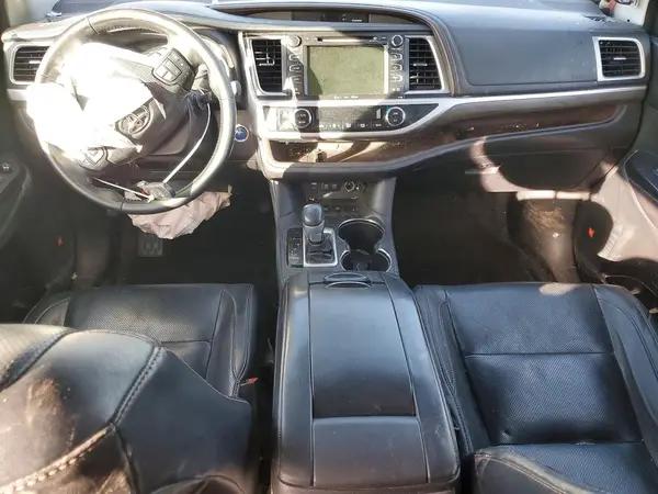 5TDDGRFH6HS025363 2017 TOYOTA HIGHLANDER - Image 8