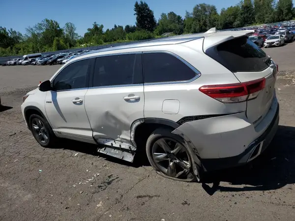 5TDDGRFH6HS025380 2017 TOYOTA HIGHLANDER - Image 2