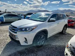 5TDDGRFH6HS028702 2017 TOYOTA HIGHLANDER