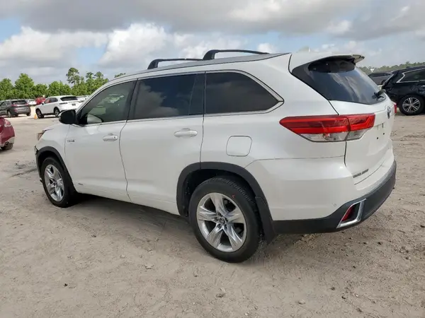 5TDDGRFH6HS036685 2017 TOYOTA HIGHLANDER - Image 2