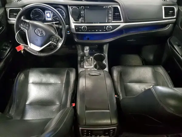 5TDDGRFH6JS040287 2018 TOYOTA HIGHLANDER - Image 8