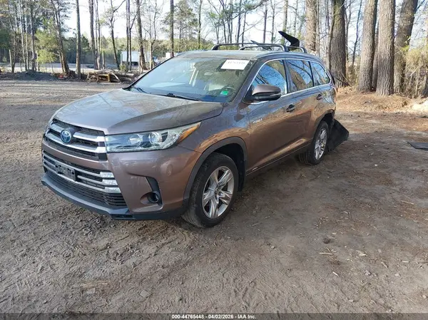 5TDDGRFH6JS049541 2018 TOYOTA HIGHLANDER - Image 2