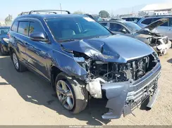 5TDDGRFH6KS056667 2019 TOYOTA HIGHLANDER