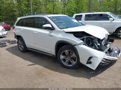 5TDDGRFH6KS056720 2019 TOYOTA HIGHLANDER