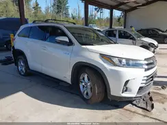 5TDDGRFH6KS057284 2019 TOYOTA HIGHLANDER