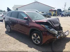 5TDDGRFH6KS059813 2019 TOYOTA HIGHLANDER