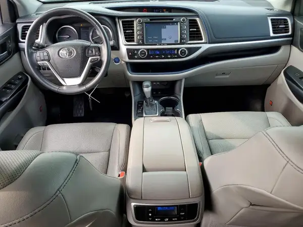 5TDDGRFH6KS071623 2019 TOYOTA HIGHLANDER - Image 8