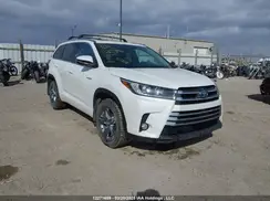 5TDDGRFH7HS031107 2017 TOYOTA HIGHLANDER