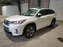 5TDDGRFH7JS040153 2018 TOYOTA HIGHLANDER