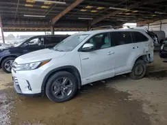 5TDDGRFH7JS041481 2018 TOYOTA HIGHLANDER