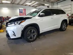 5TDDGRFH7JS042744 2018 TOYOTA HIGHLANDER