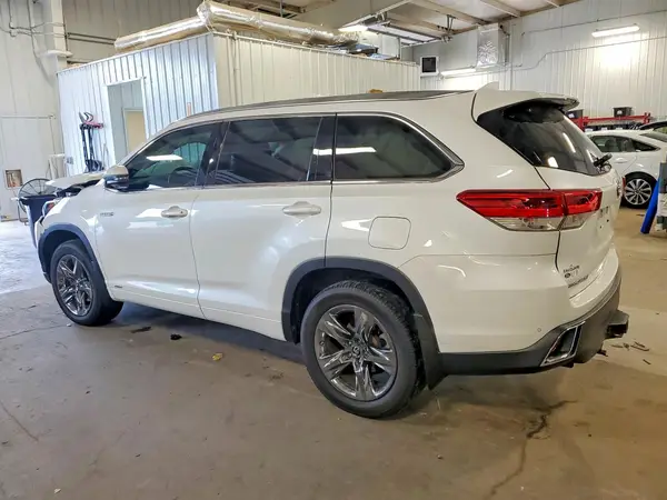 5TDDGRFH7JS042744 2018 TOYOTA HIGHLANDER - Image 2