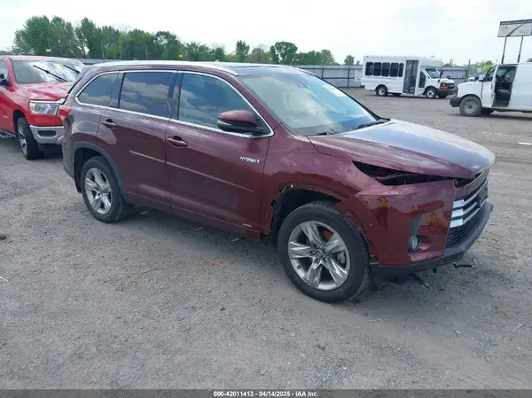 5TDDGRFH7JS046664 2018 TOYOTA HIGHLANDER - Image 1