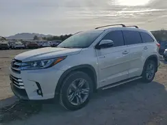 5TDDGRFH7KS057410 2019 TOYOTA HIGHLANDER