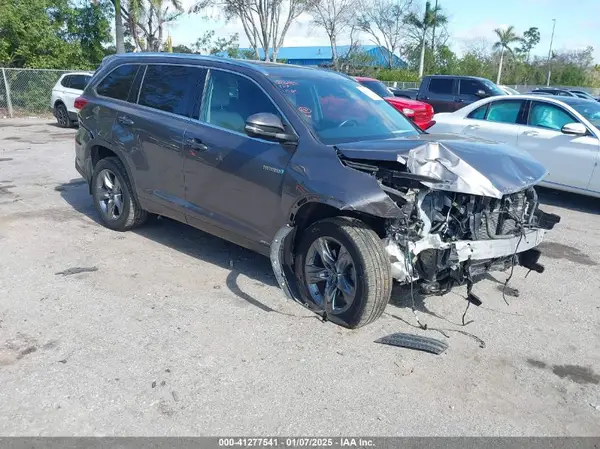 5TDDGRFH7KS072831 2019 TOYOTA HIGHLANDER - Image 1