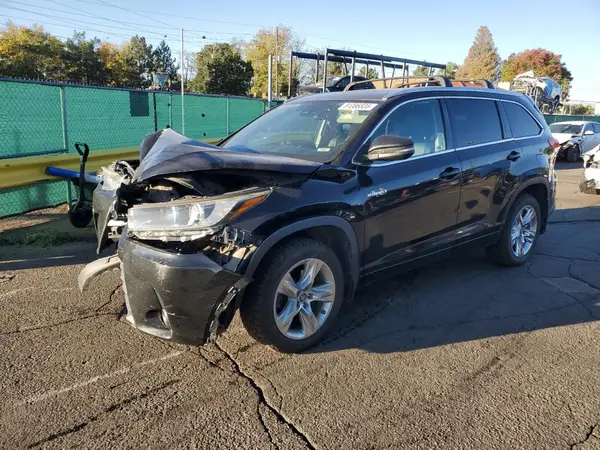 5TDDGRFH8HS027163 2017 TOYOTA HIGHLANDER - Image 1
