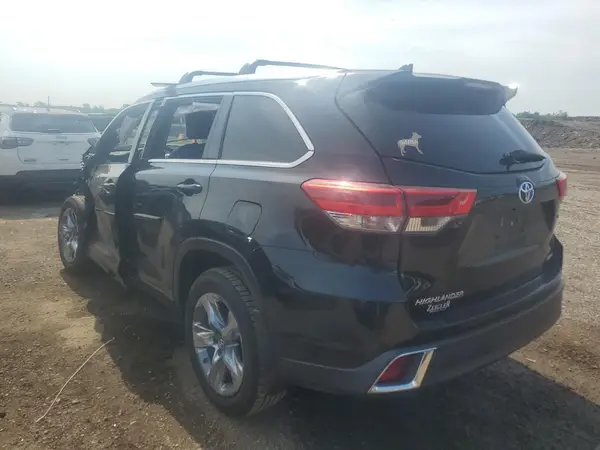 5TDDGRFH8JS037424 2018 TOYOTA HIGHLANDER - Image 2