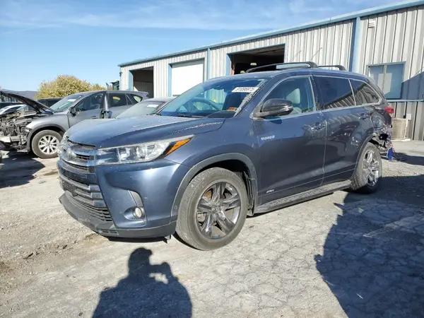 5TDDGRFH8JS048097 2018 TOYOTA HIGHLANDER - Image 1