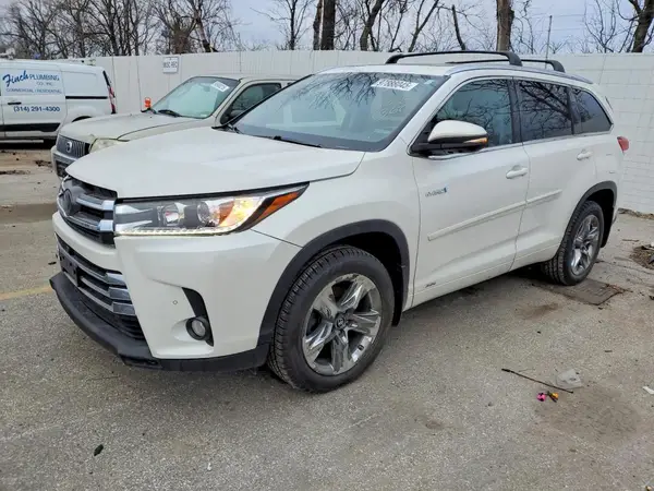 5TDDGRFH8JS050920 2018 TOYOTA HIGHLANDER - Image 1