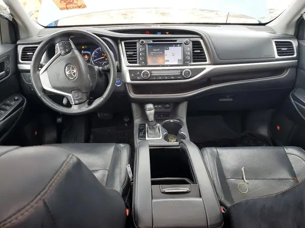5TDDGRFH8KS054175 2019 TOYOTA HIGHLANDER - Image 8