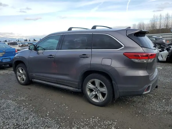 5TDDGRFH8KS059067 2019 TOYOTA HIGHLANDER - Image 2