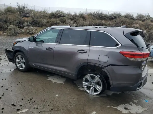 5TDDGRFH8KS070876 2019 TOYOTA HIGHLANDER - Image 2