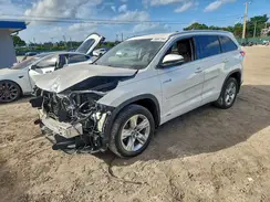 5TDDGRFH9HS024854 2017 TOYOTA HIGHLANDER