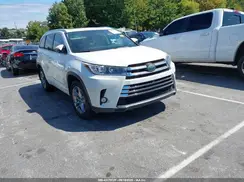5TDDGRFH9HS033294 2017 TOYOTA HIGHLANDER
