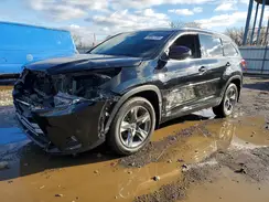5TDDGRFH9HS035871 2017 TOYOTA HIGHLANDER