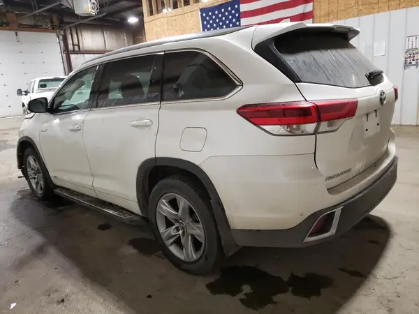 5TDDGRFH9HS036387 2017 TOYOTA HIGHLANDER - Image 2