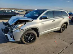 5TDDGRFH9JS042051 2018 TOYOTA HIGHLANDER