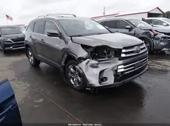 5TDDGRFH9JS047458 2018 TOYOTA HIGHLANDER