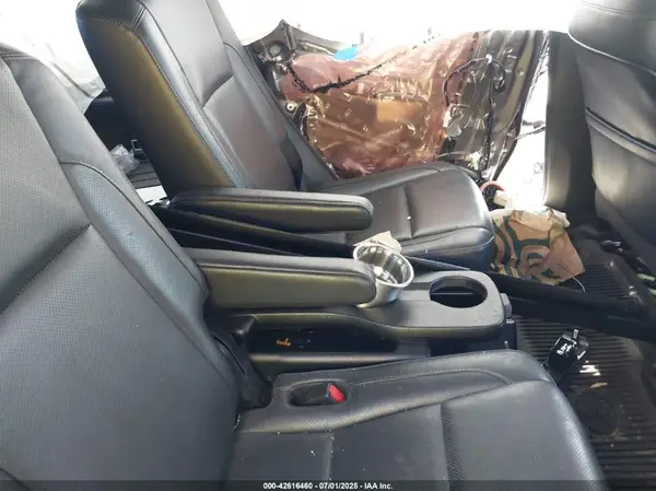 5TDDGRFHXKS056557 2019 TOYOTA HIGHLANDER - Image 8