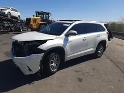 5TDDGRFHXKS058826 2019 TOYOTA HIGHLANDER