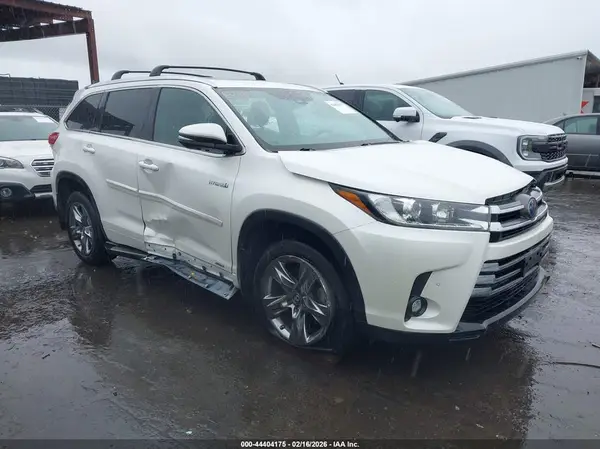 5TDDGRFHXKS061094 2019 TOYOTA HIGHLANDER - Image 1